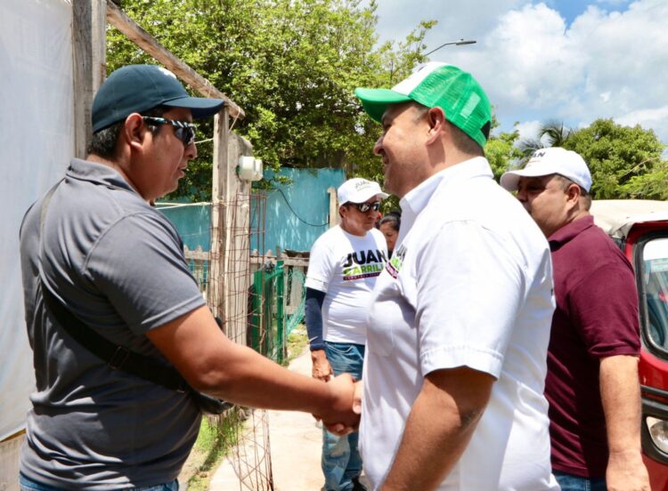 REFRENDA JUAN CARRILLO COMPROMISO PARA QUE SALARIO MÍNIMO AUMENTE CADA AÑO