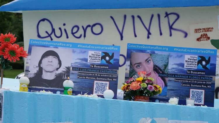 Colectivos de personas desaparecidas en Quintana Roo se manifestaron en la Glorieta del Ceviche en el marco del Día Internacional de las Víctimas de Desaparición Forzada.